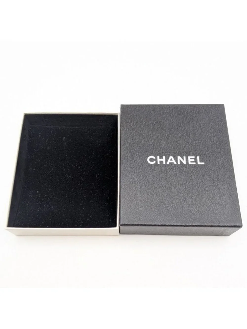Chanel Earrings CC Logo Gold Black Vintage